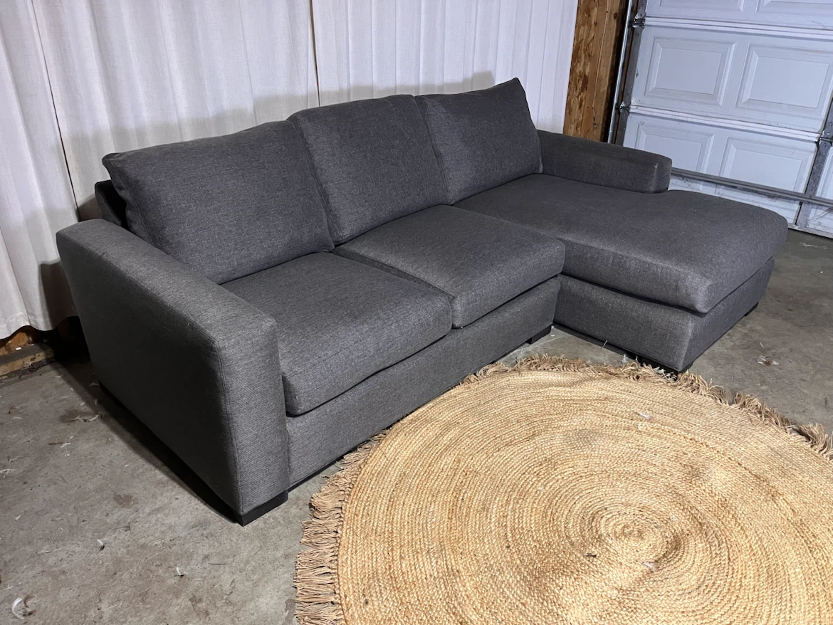 🚚FREE DELIVERY - Room & Board Gray Sectional - photo 4