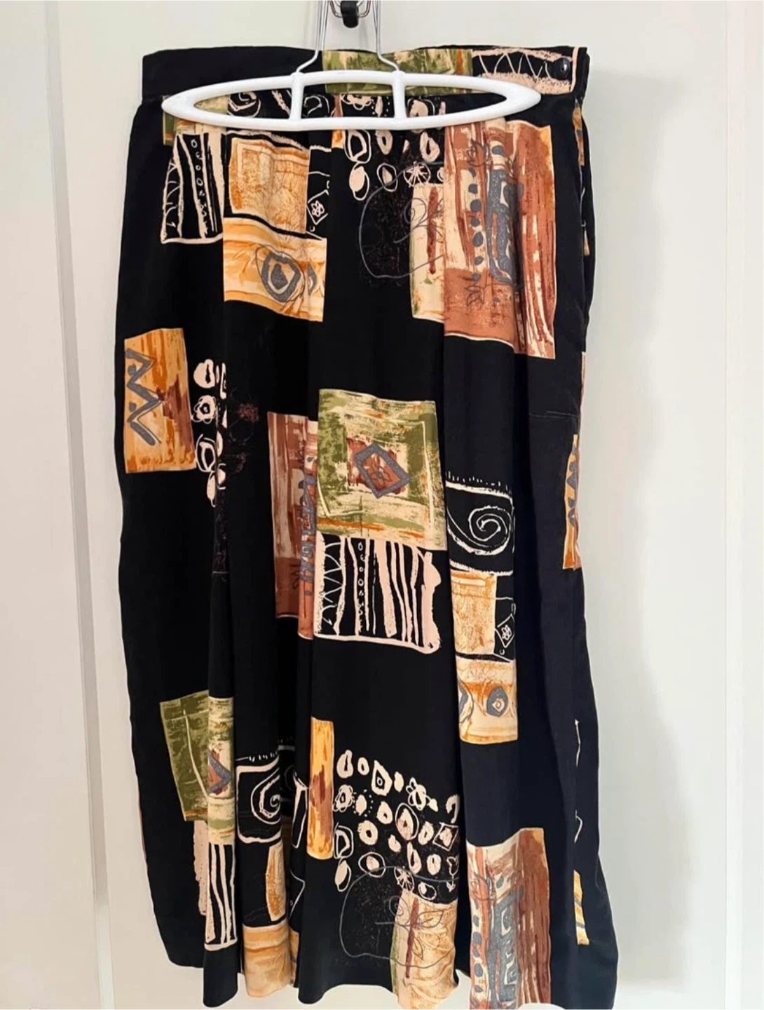 Abstract Print Skirt