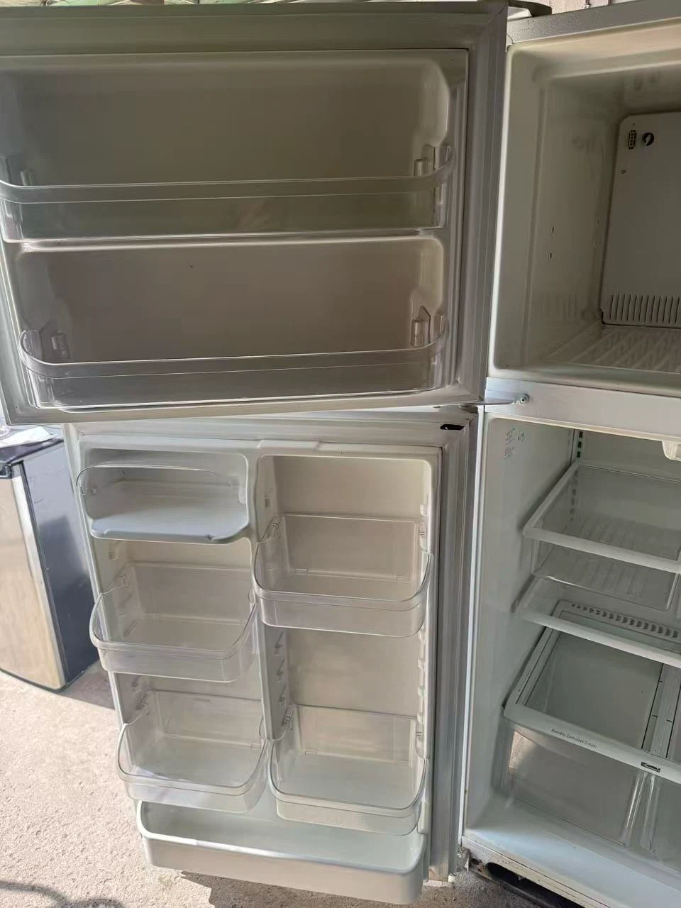 Good condition Kenmore fridge $230 - photo 4