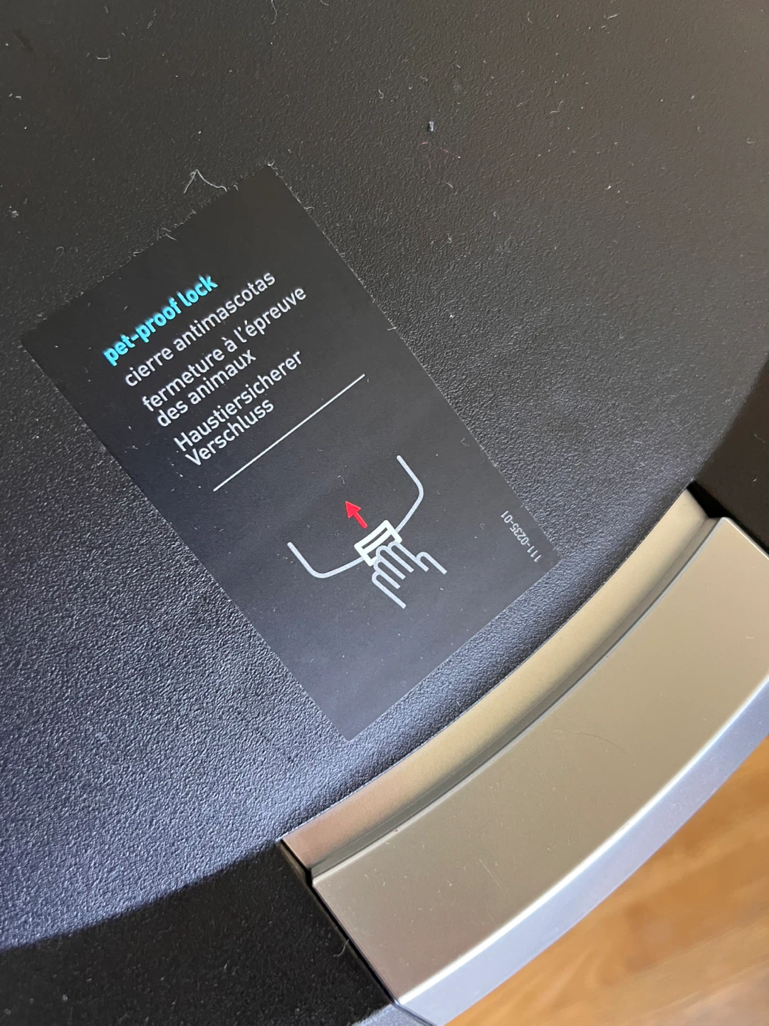 Simple Human Silent Closing Kitchen Trash Can - photo 4