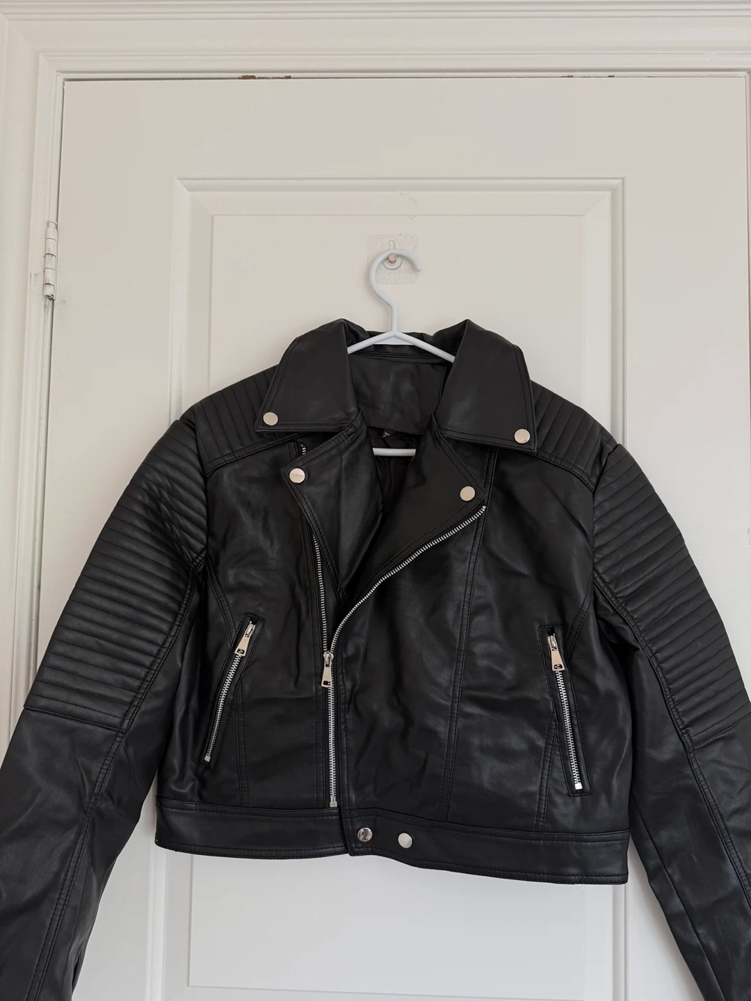 BRAND NEW BLACK LEATHER-LOOK BIKER JACKET - photo 2