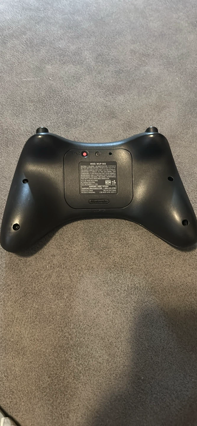 Nintendo Wii U Pro Controller Black - photo 2
