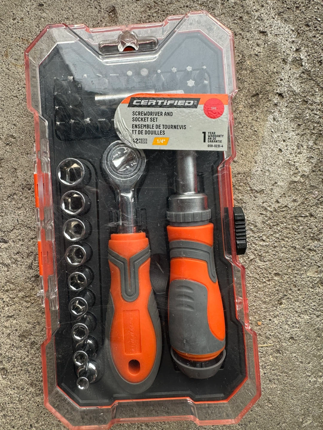 Certified Screwdriver and Socket Set