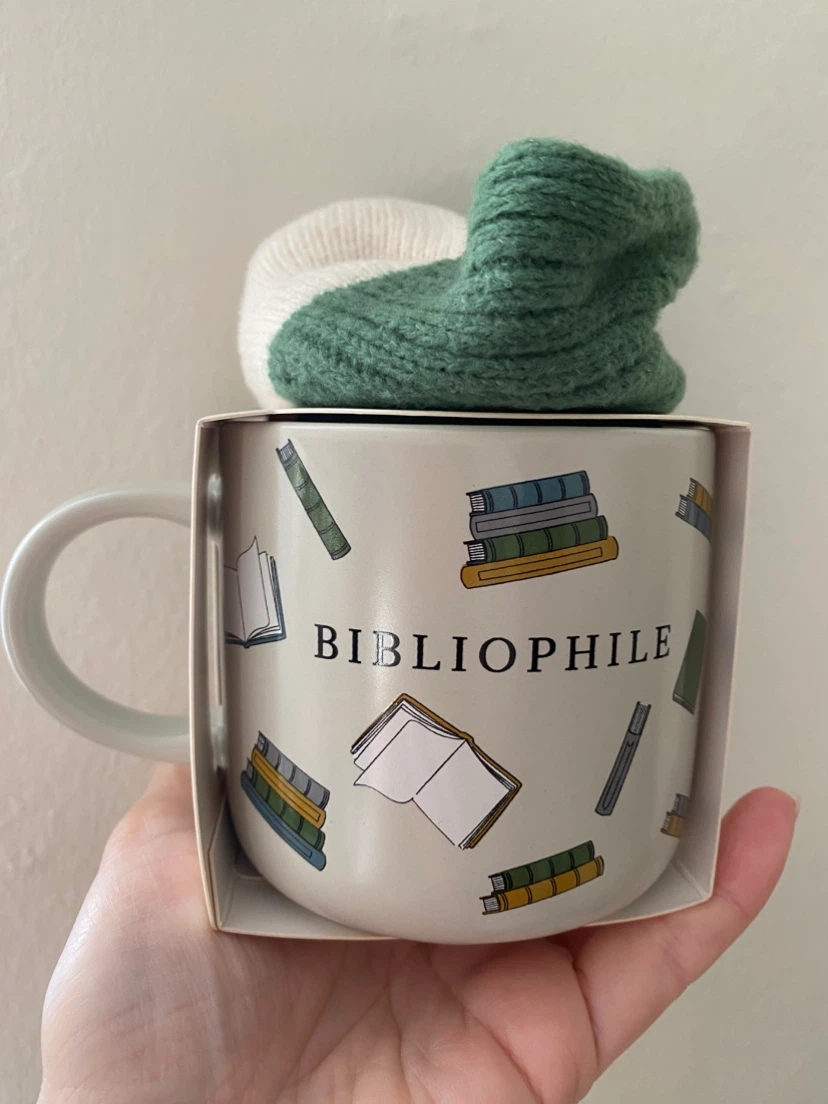 Bibliophile Ceramic Mug and Sock Set - photo 2
