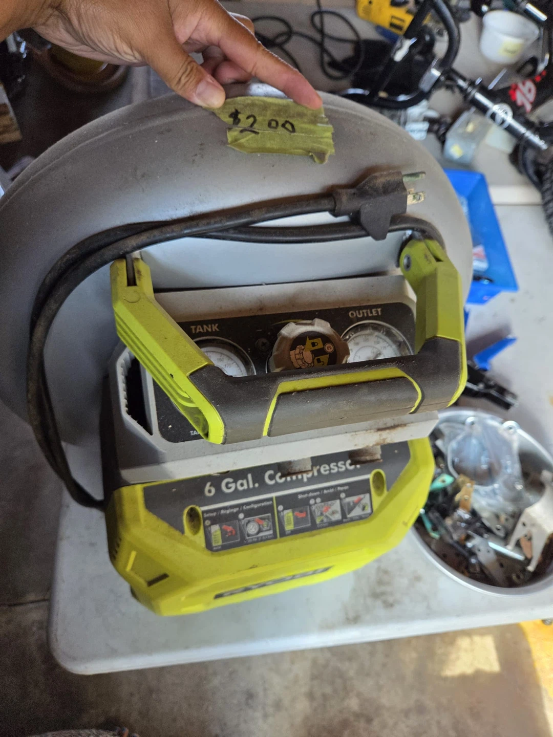 Ryobi 6 Gallon Air Compressor - photo 2