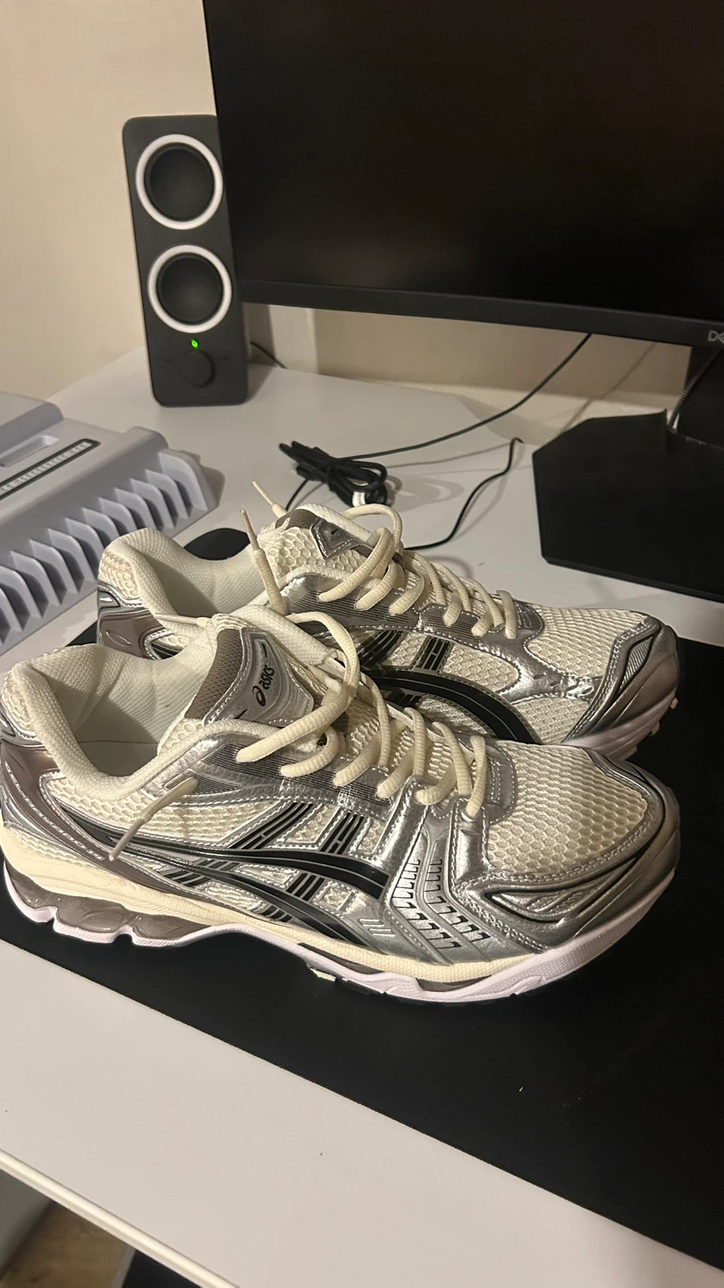 ASICS Gel-Kayano 14 Silver White