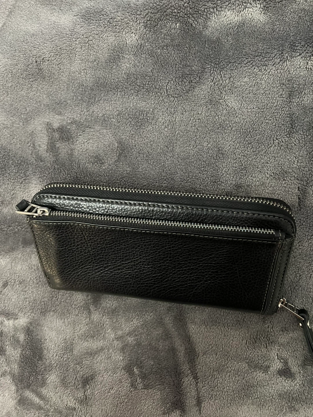Fossil Black Leather Zip Around Wallet - photo 2