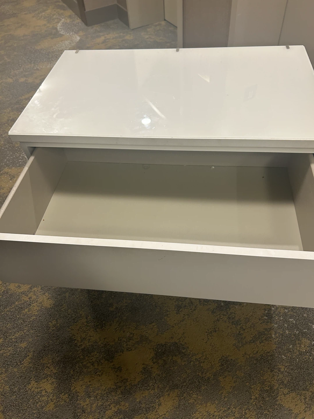 White 3-Drawer Dresser- glass top - photo 2