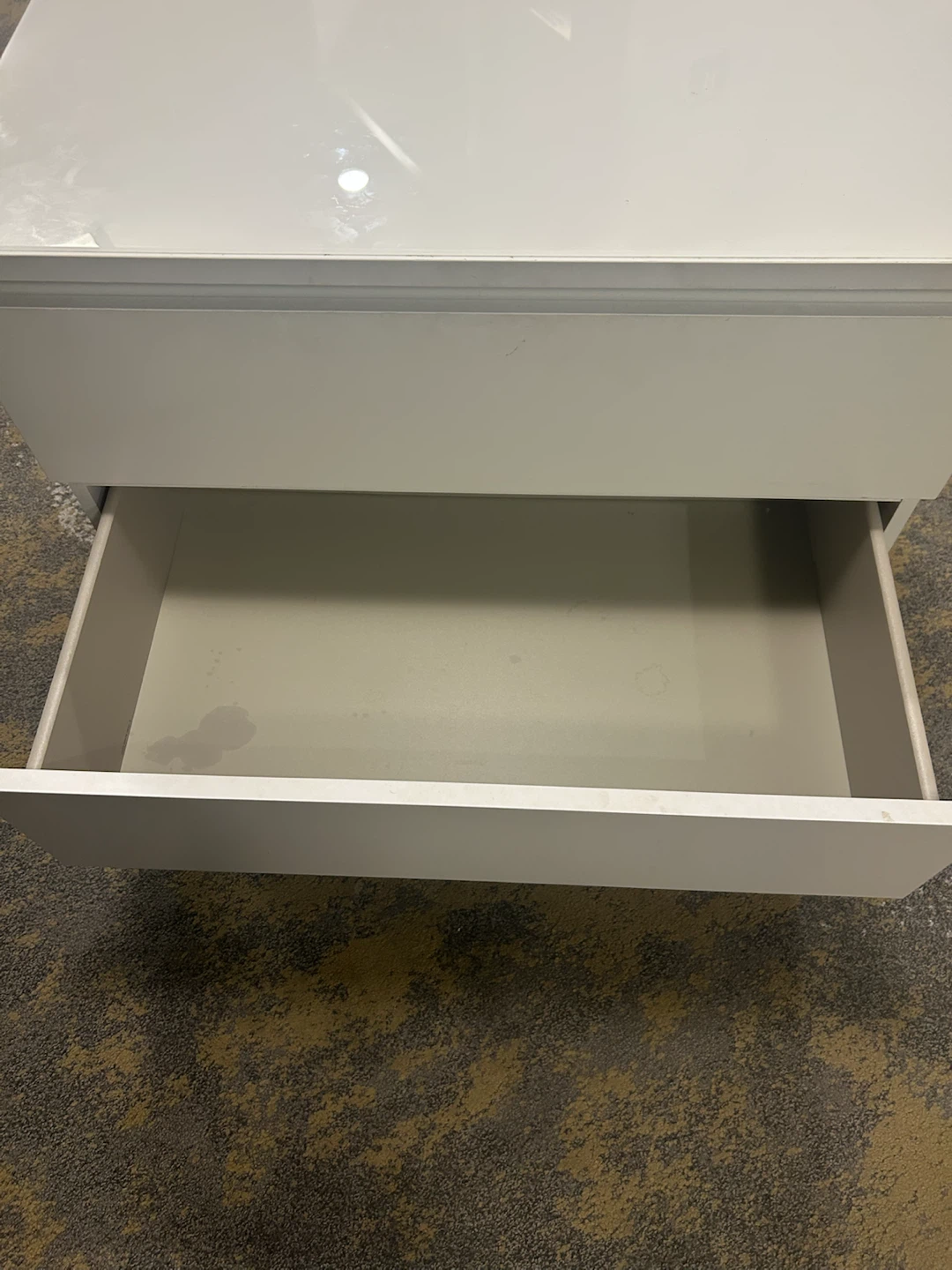 White 3-Drawer Dresser- glass top - photo 3