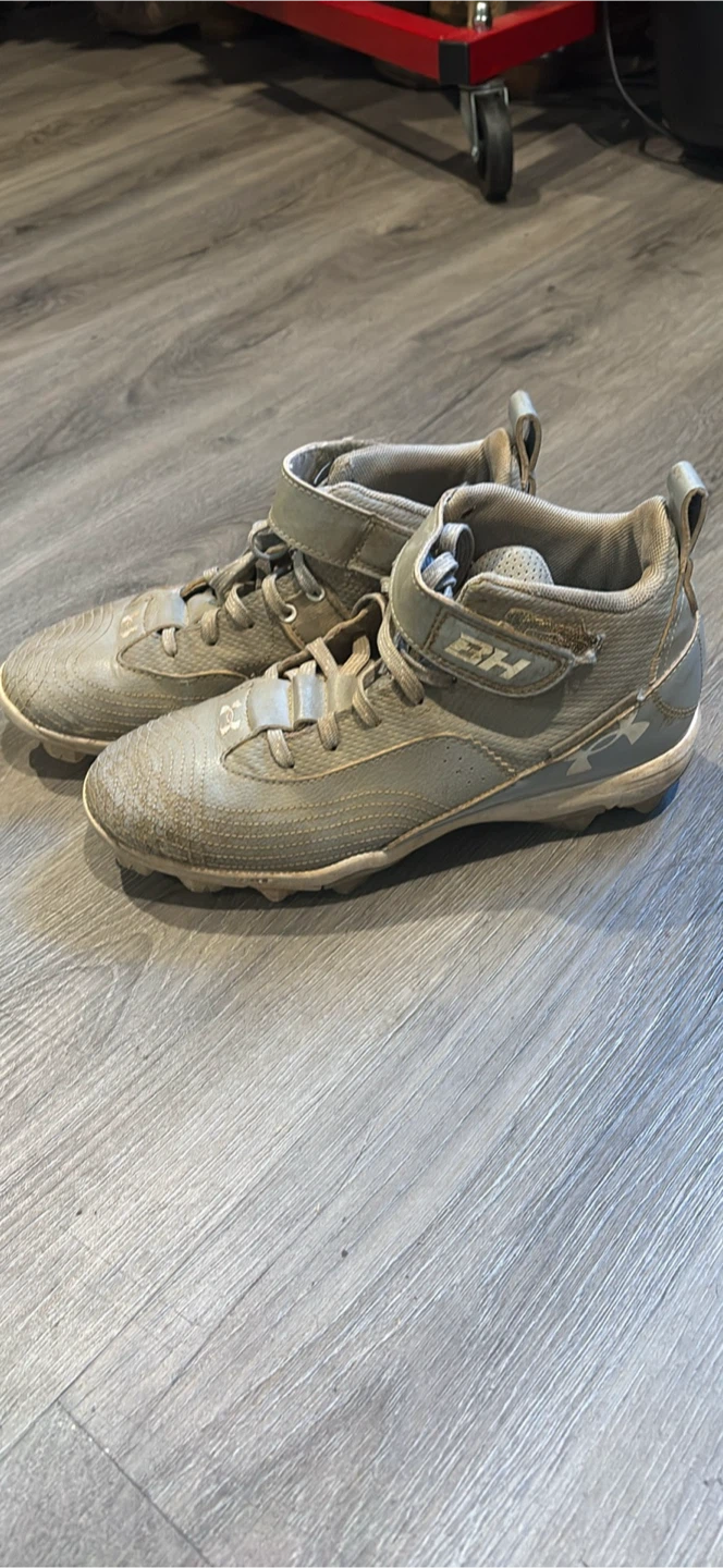 Under Armour BH Baseball Cleats - photo 2