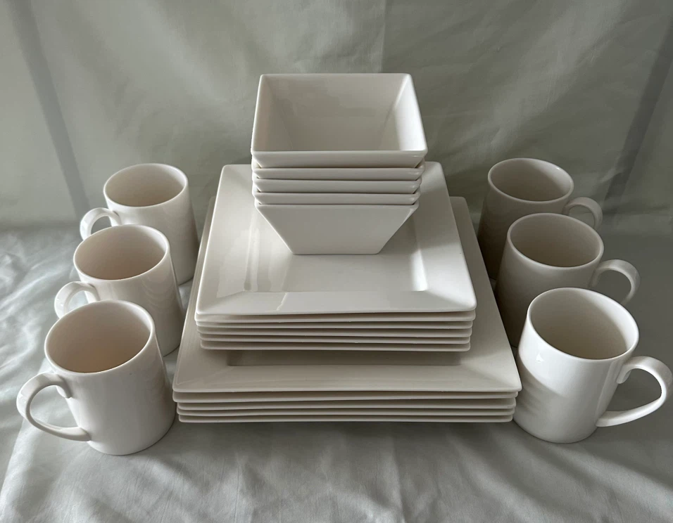 White square dinnerware set - photo 2