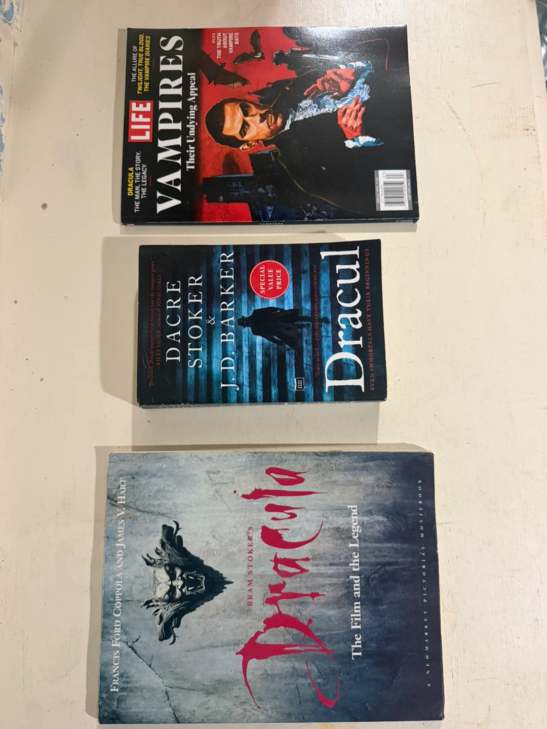 Vampire & Dracula Book/Magazine Bundle (Dracul, LIFE, Moviebook)