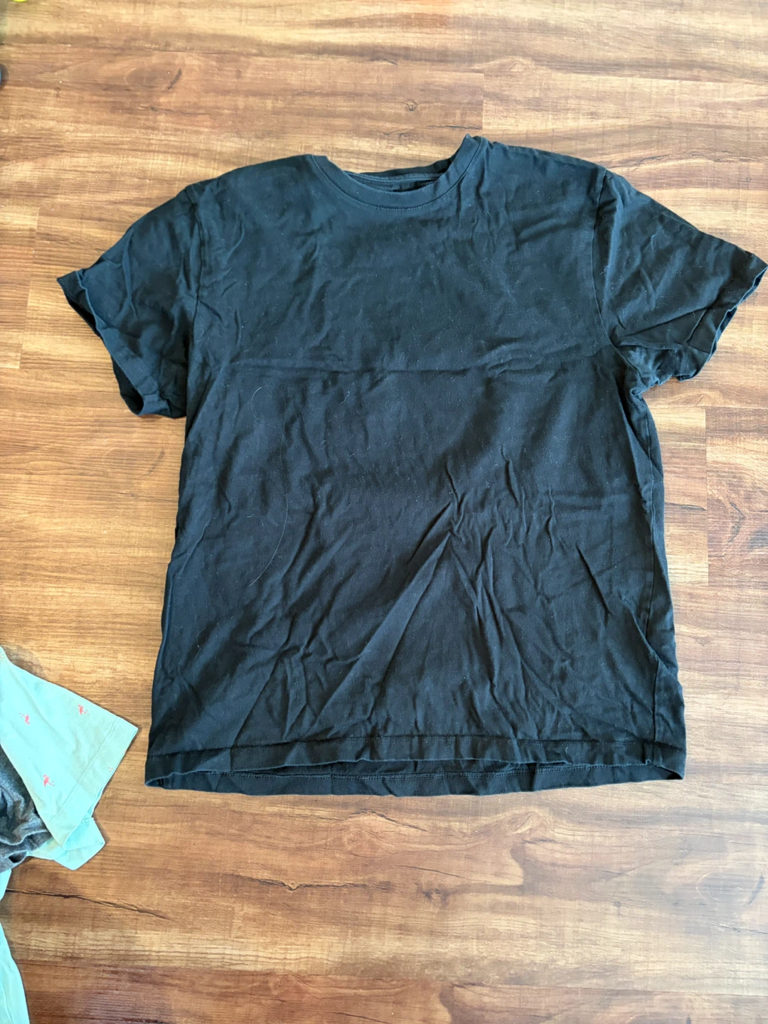 3 men’s medium tshirts - photo 3