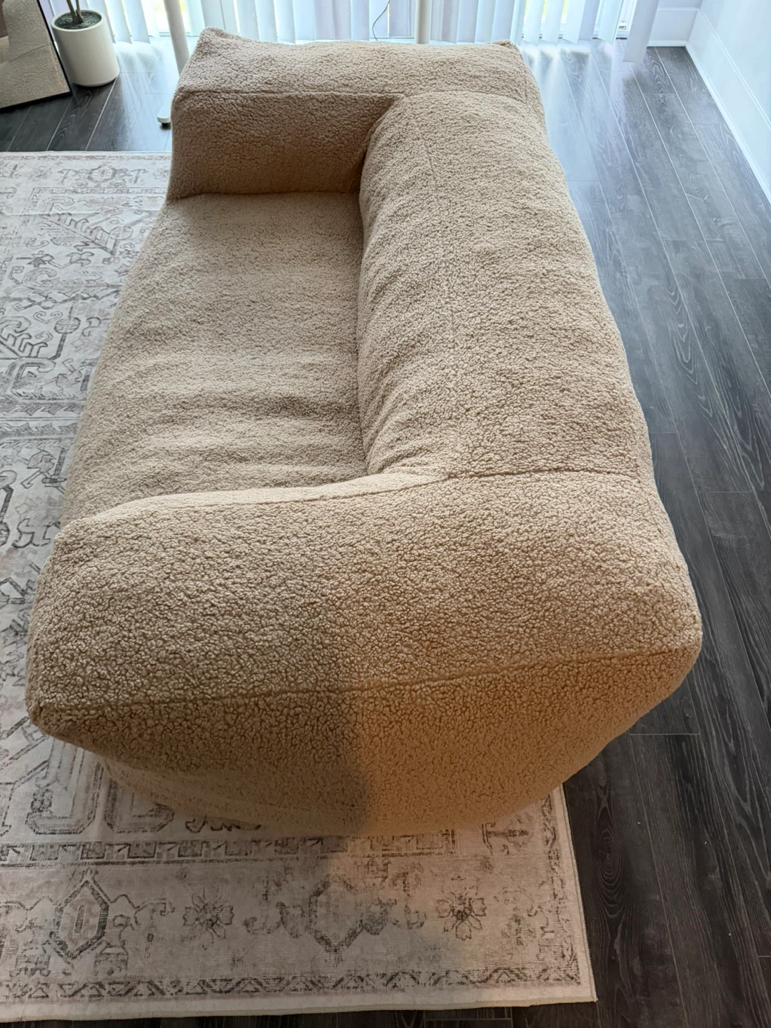 sherpa love couch - photo 3