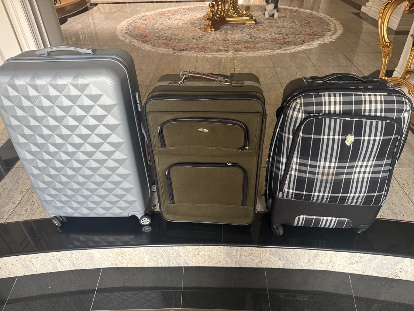 3 different size  Luggages