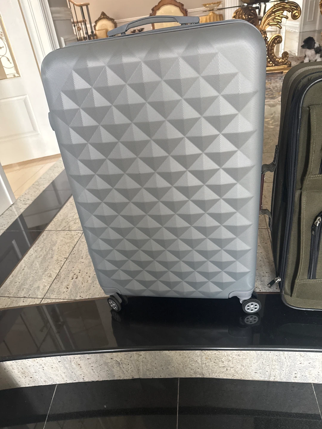 3 different size  Luggages - photo 2