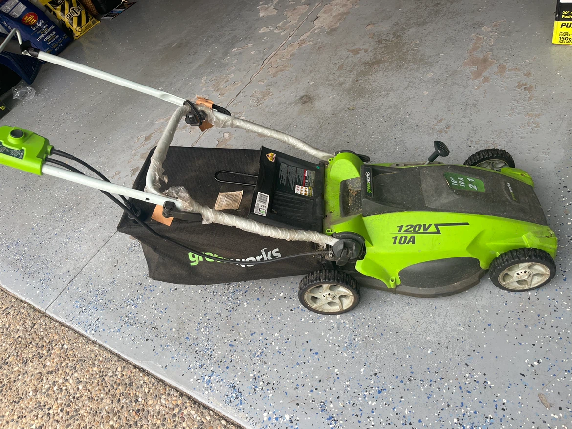 Greenworks 16" 120V 10A Electric Lawn Mower - photo 2