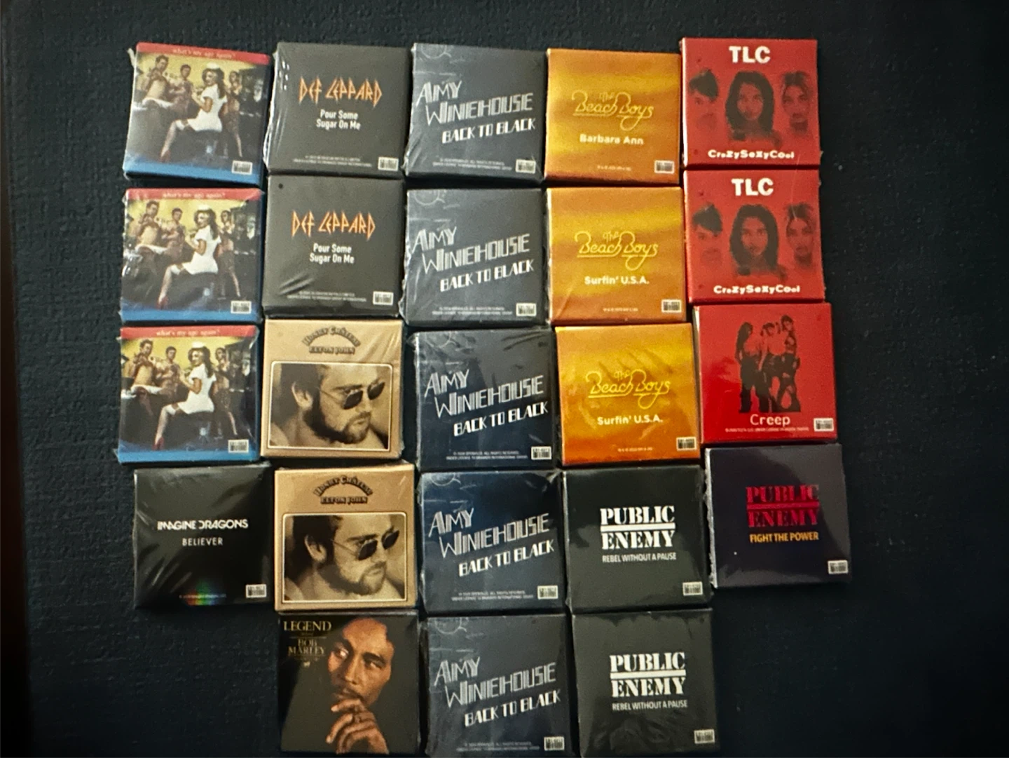 Extras -  MGA Miniverse Real Music Vinyls