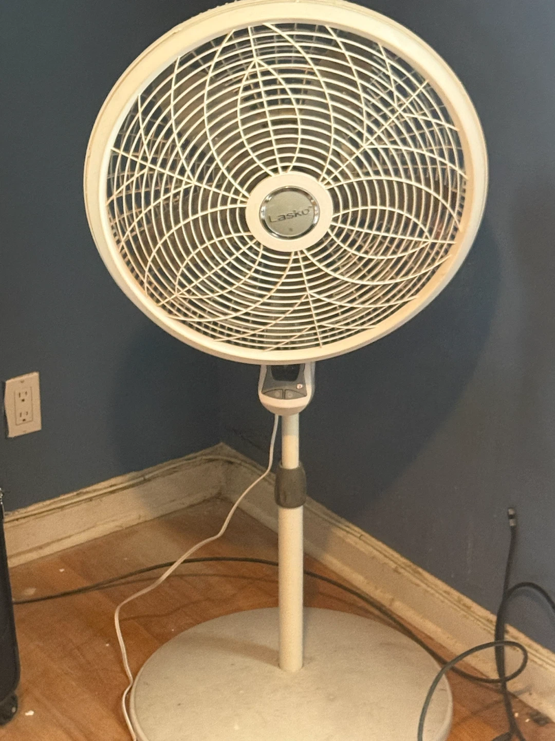 Lasko Pedestal Fan