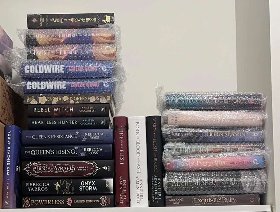Fairyloot/OwlCrate/Indigo Books
