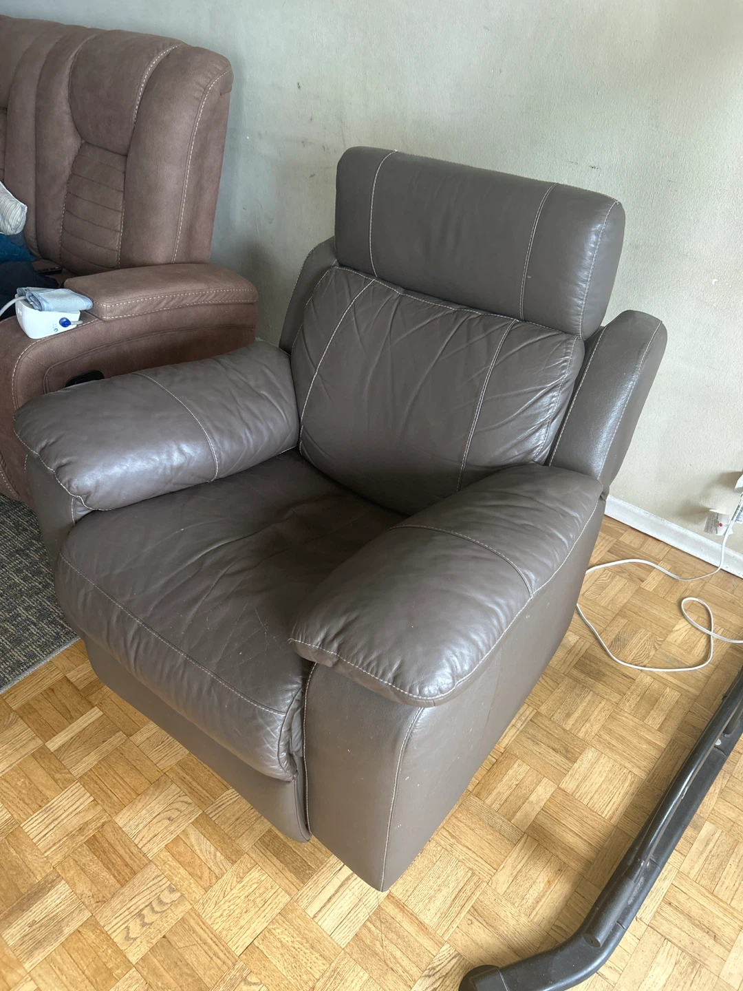 Grey Recliner Chair - photo 3
