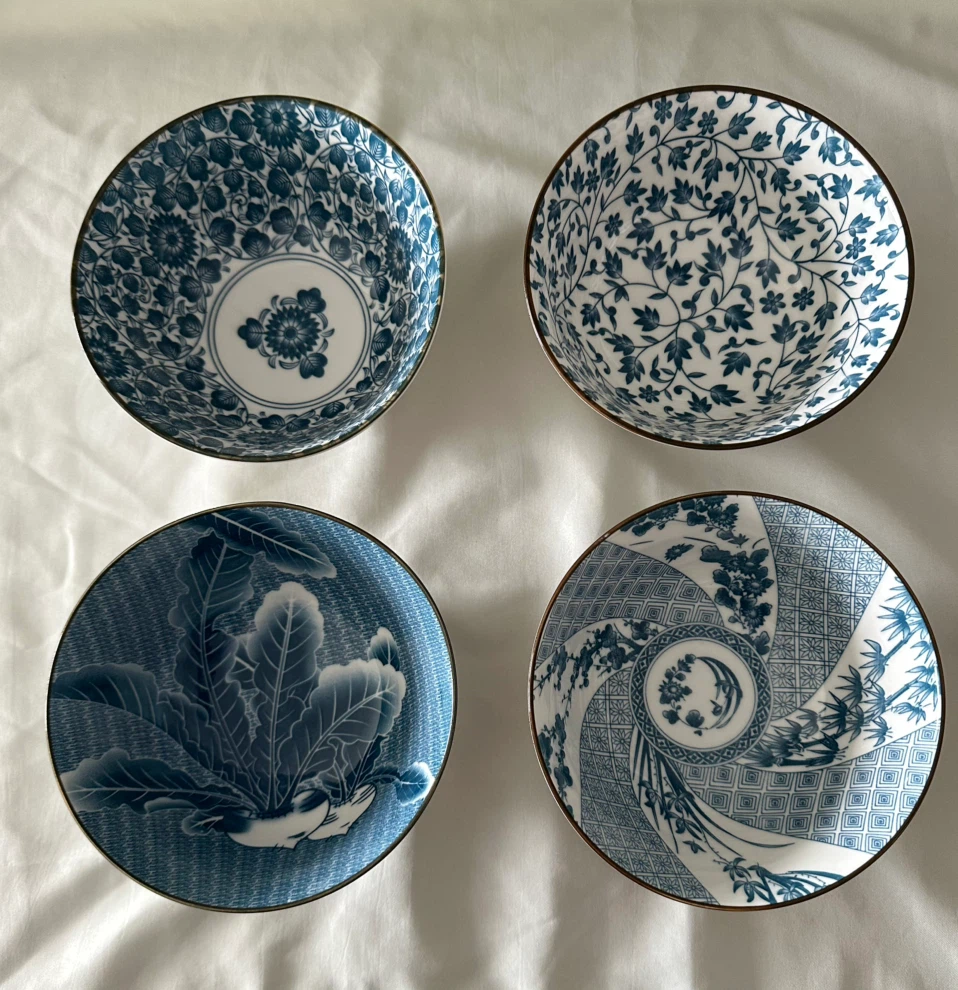 20oz Ceramic Blue and White Bowls Set of 4