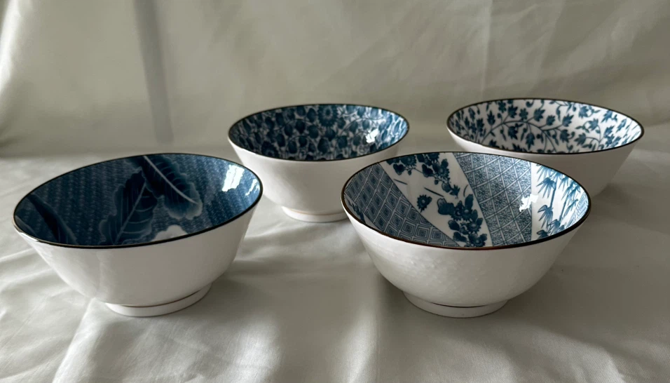 20oz Ceramic Blue and White Bowls Set of 4 - photo 2