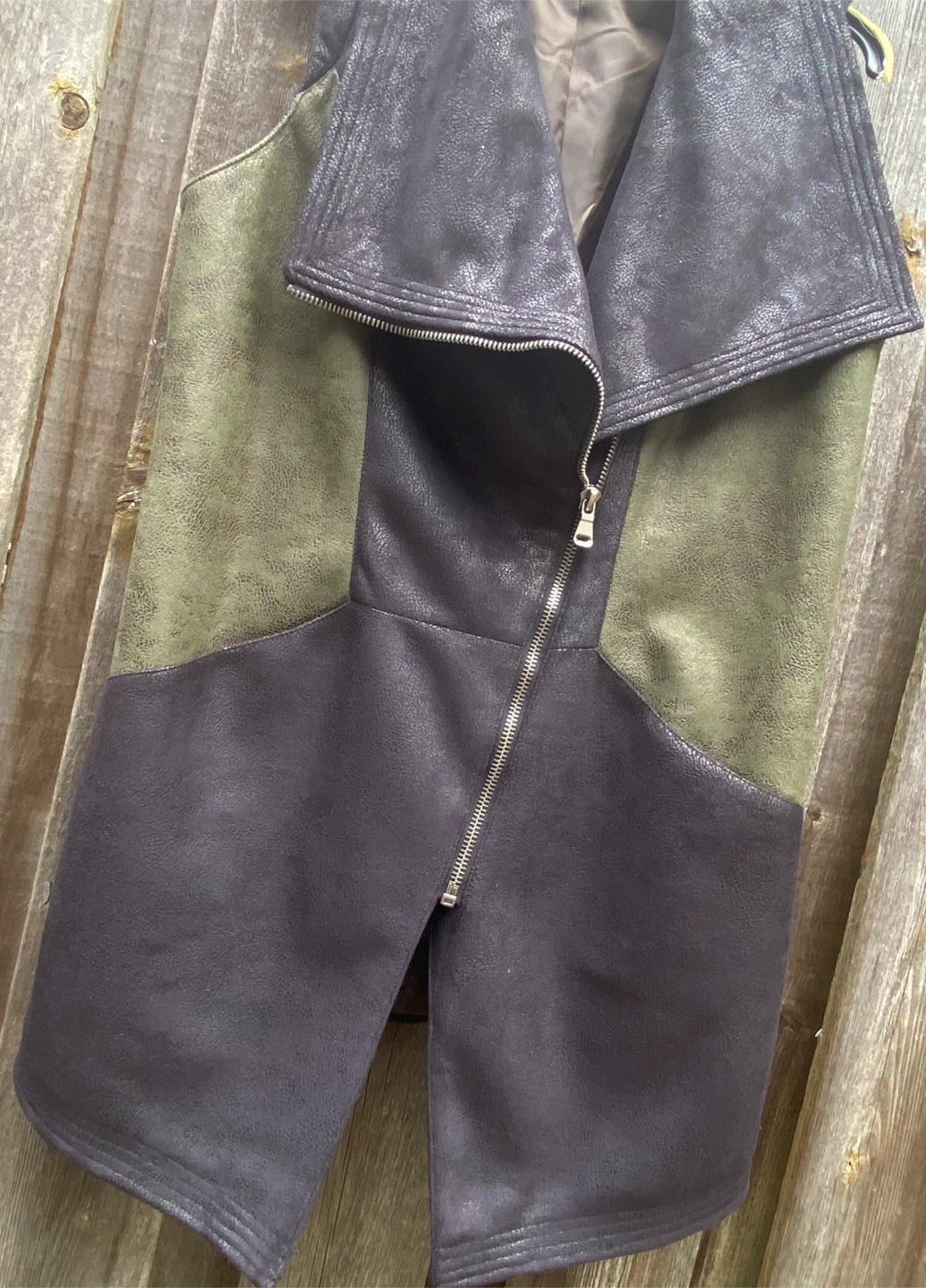 Faux Suede Asymmetrical Zip Vest , Size Large - photo 2