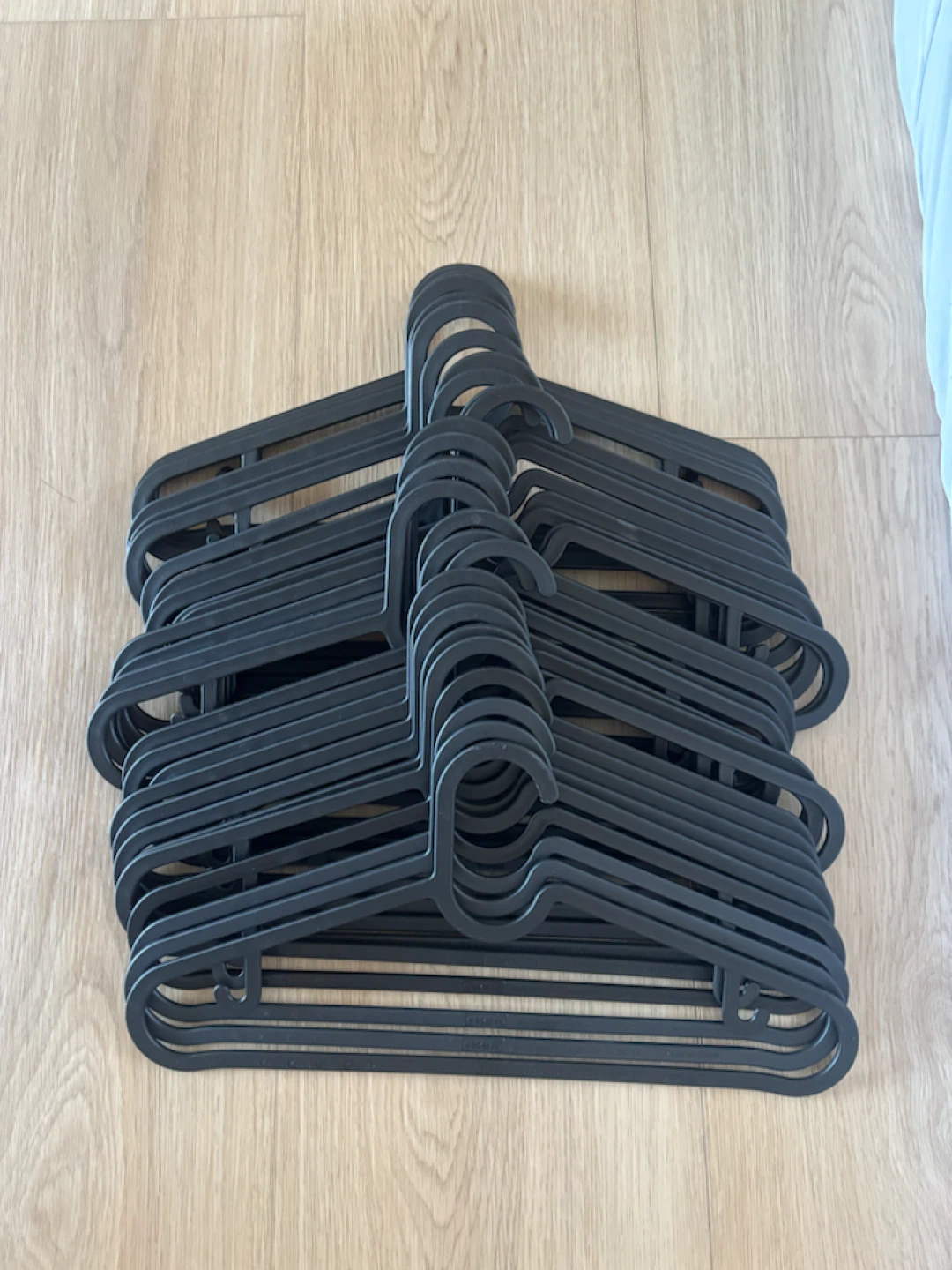 30 Black Plastic Clothes Hangers (Set of 10)