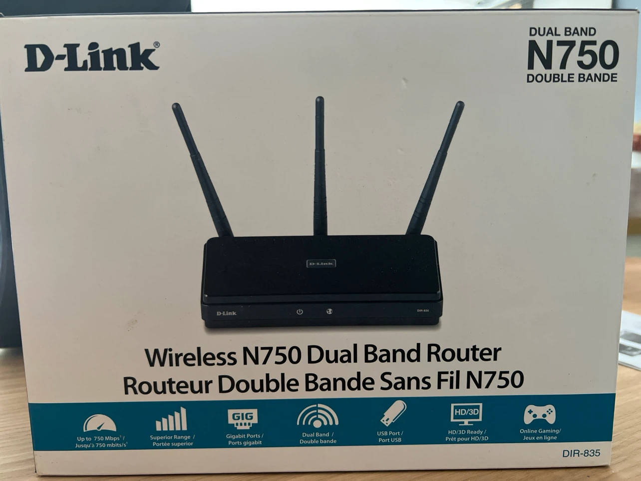 D-Link Wireless N750 Dual Band Router DIR-835