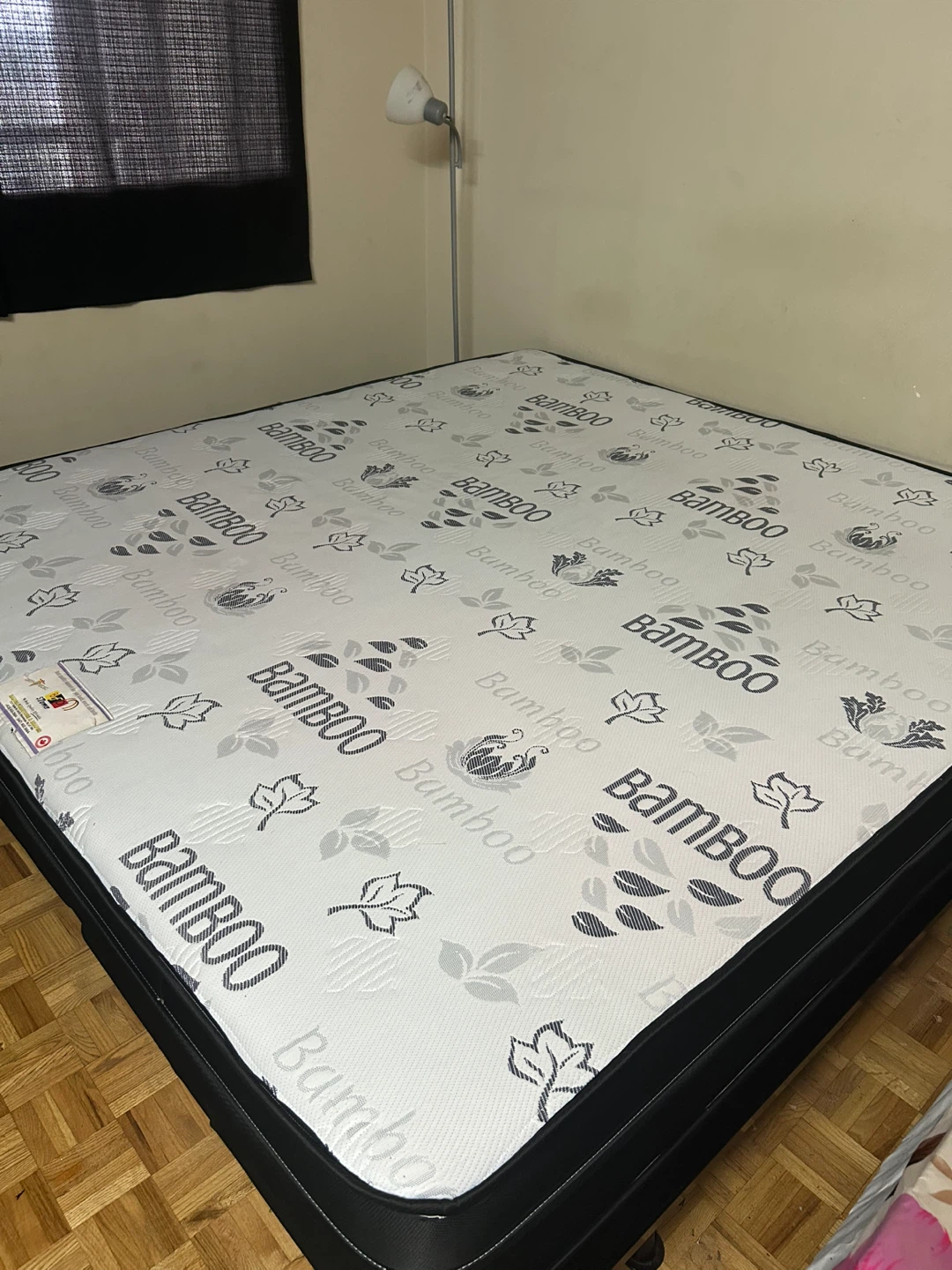 King size Mattress with box and stand