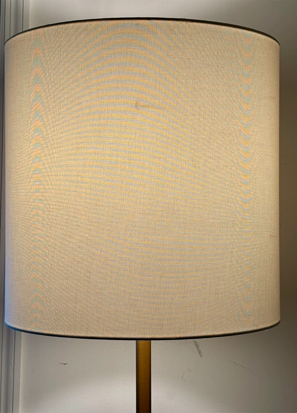 Gold Floor Lamp with built-in Side Table - photo 2