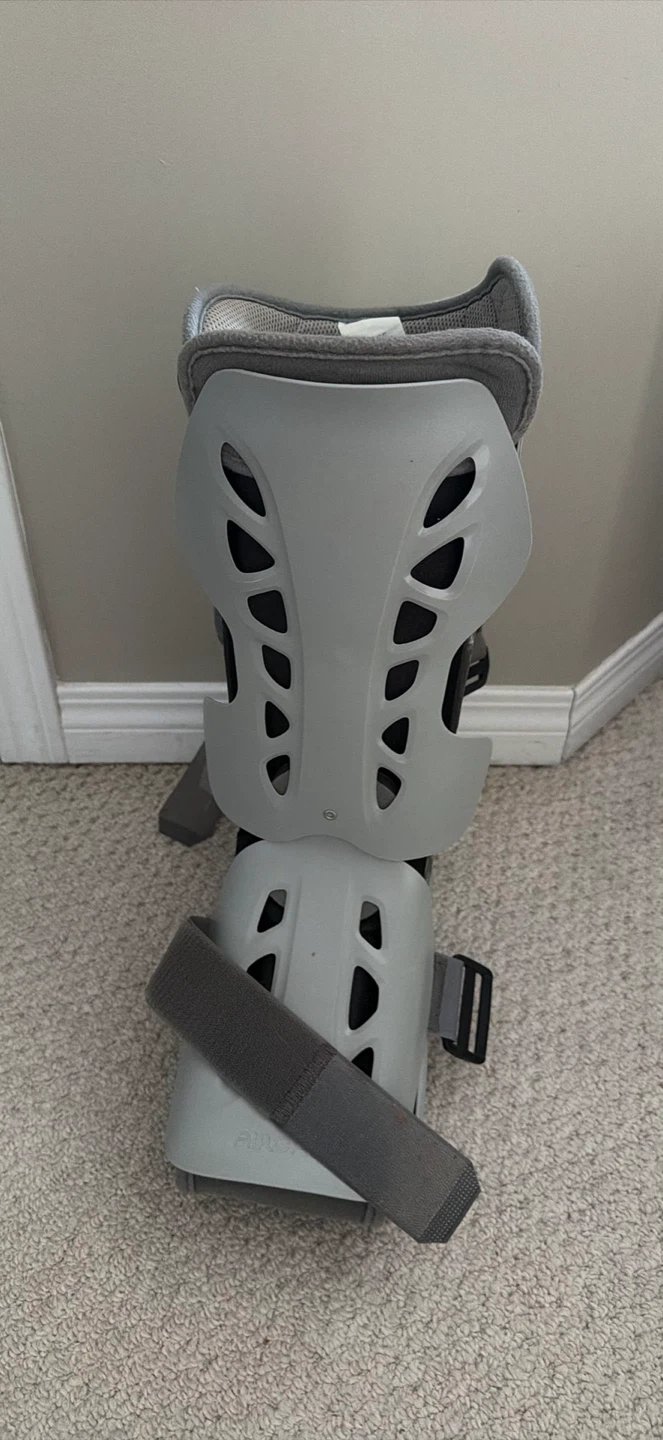 Aircast Walker Boot