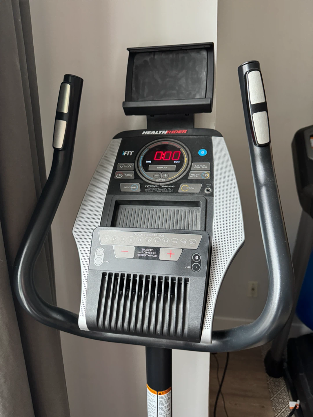 HealthRider H25x Upright Exercise Bike - photo 2