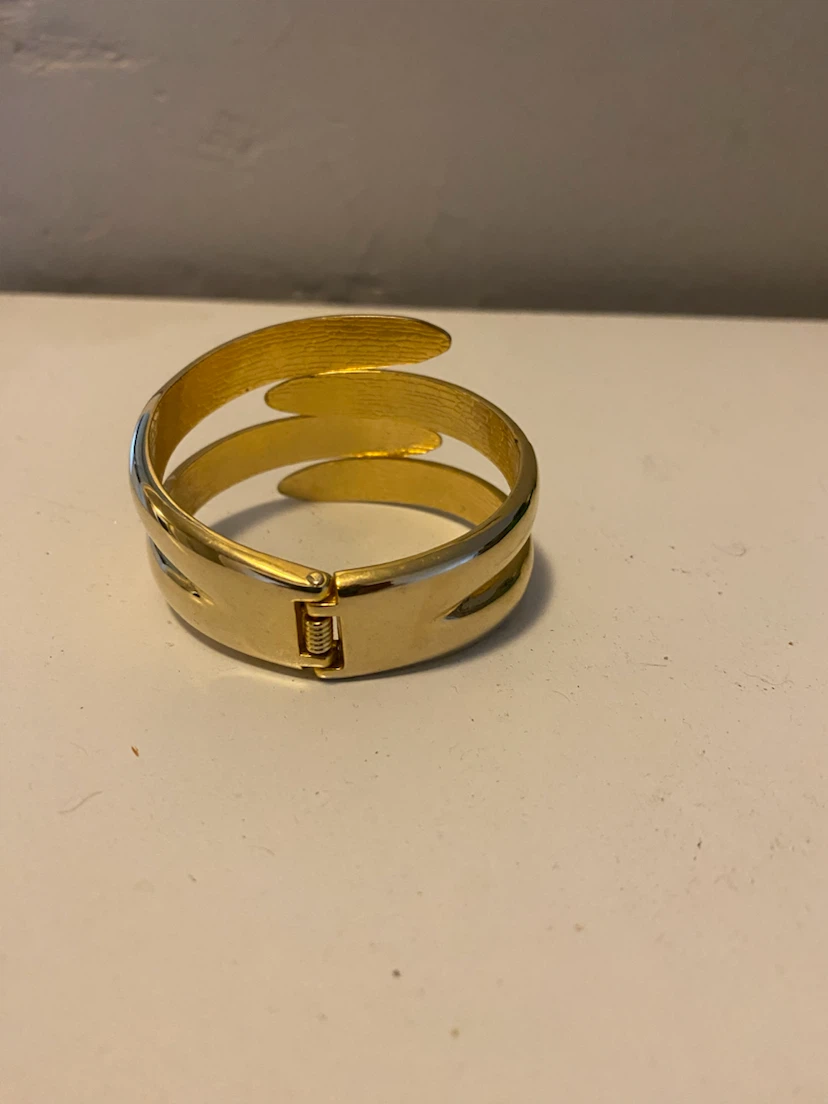 Gold Tone Coil Bangle Bracelet - photo 2
