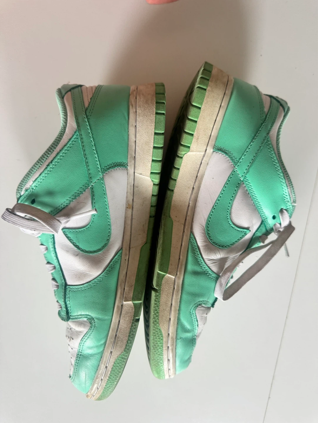 Nike Dunk Low SE Sneakers