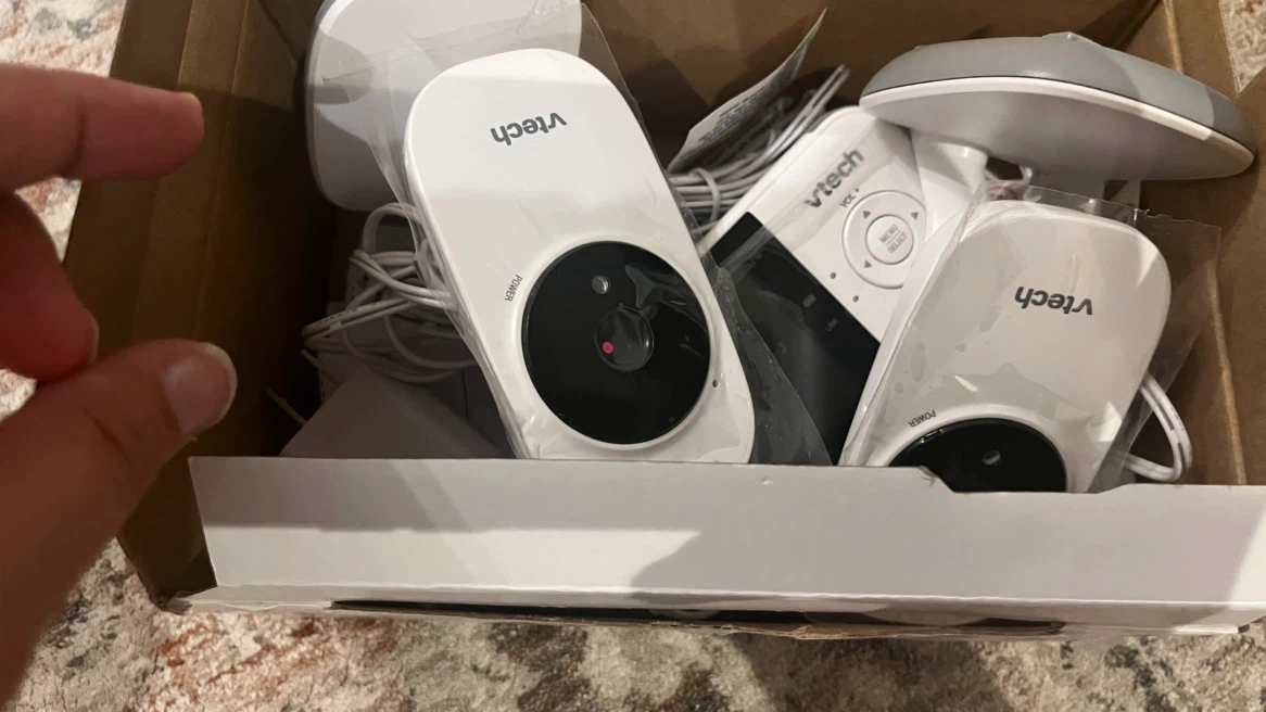 VTech VM819-2 Baby Monitor with 2 Cameras - photo 2