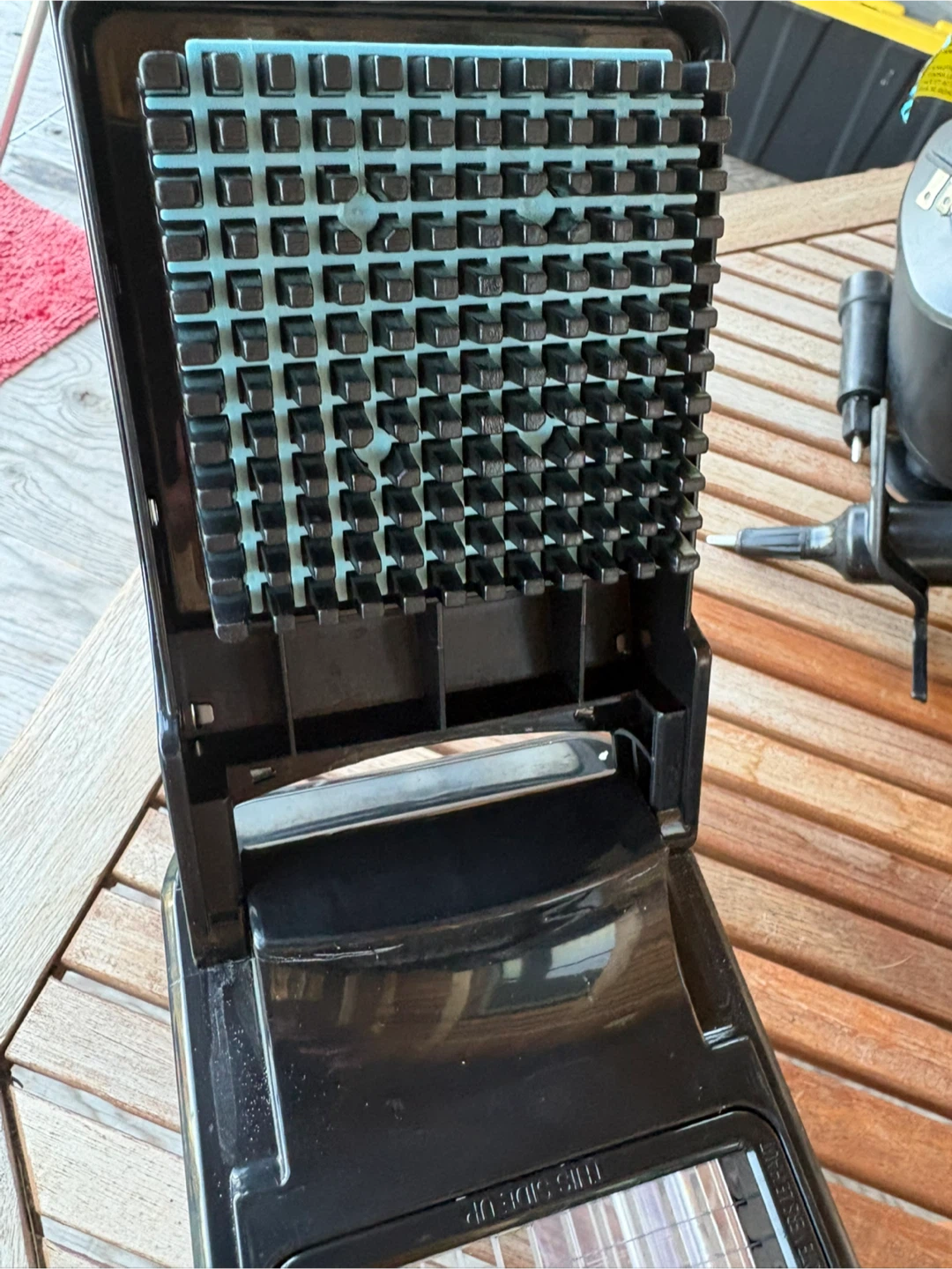Black Garlic Press with Container - photo 4
