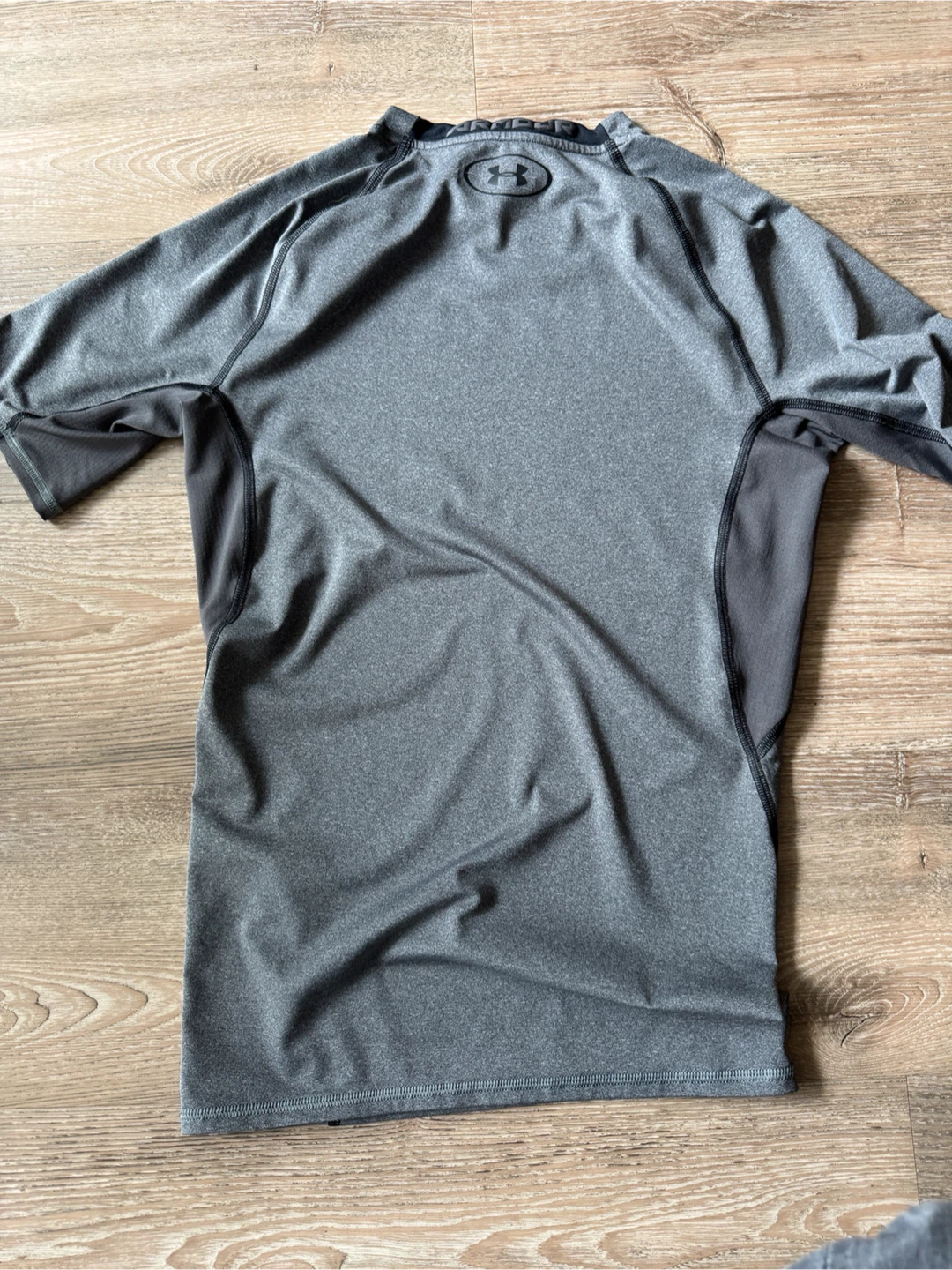 Under Armour Grey Short Sleeve Compression Shirt - photo 2