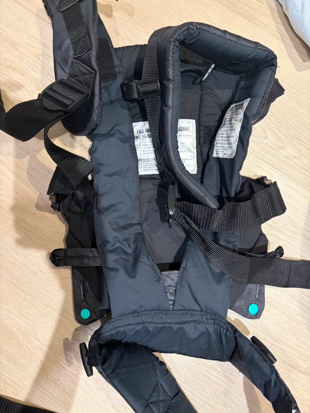 Infantino Baby Carrier - photo 3