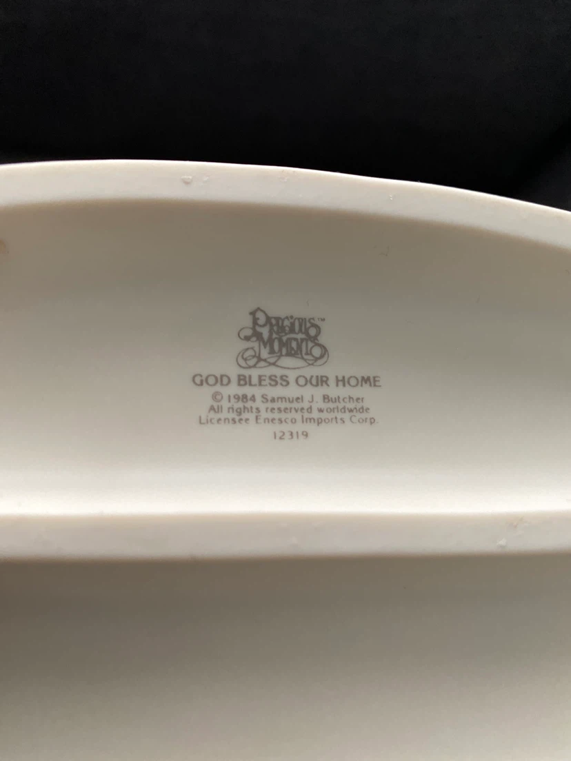 Precious Moments "God Bless Our Home" Figurine - photo 5