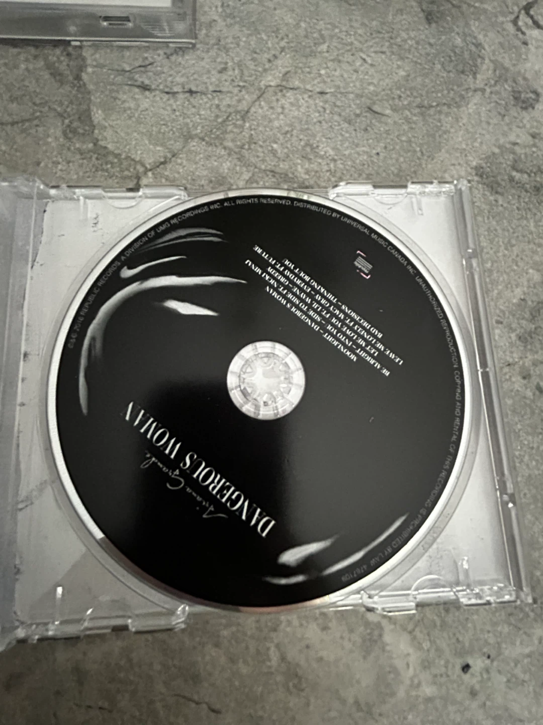 Ariana Grande Dangerous Woman CD - photo 3