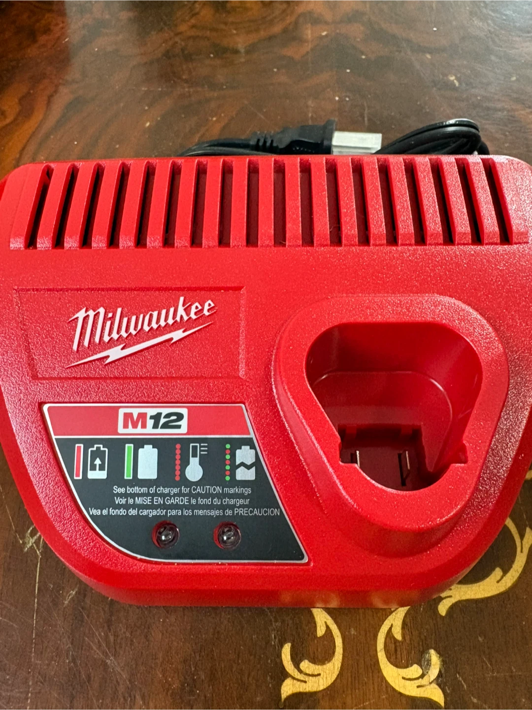Milwaukee M12 RedLithium Battery and Charger Set - photo 3