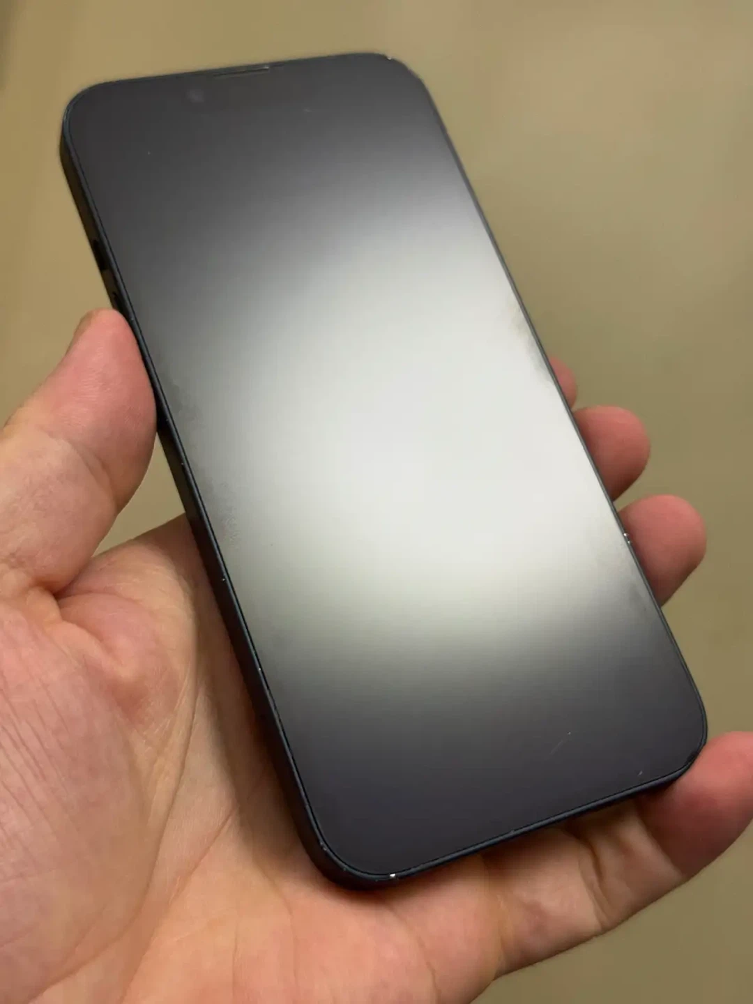 iPhone 14 bundle (128GB, pristine) - photo 5