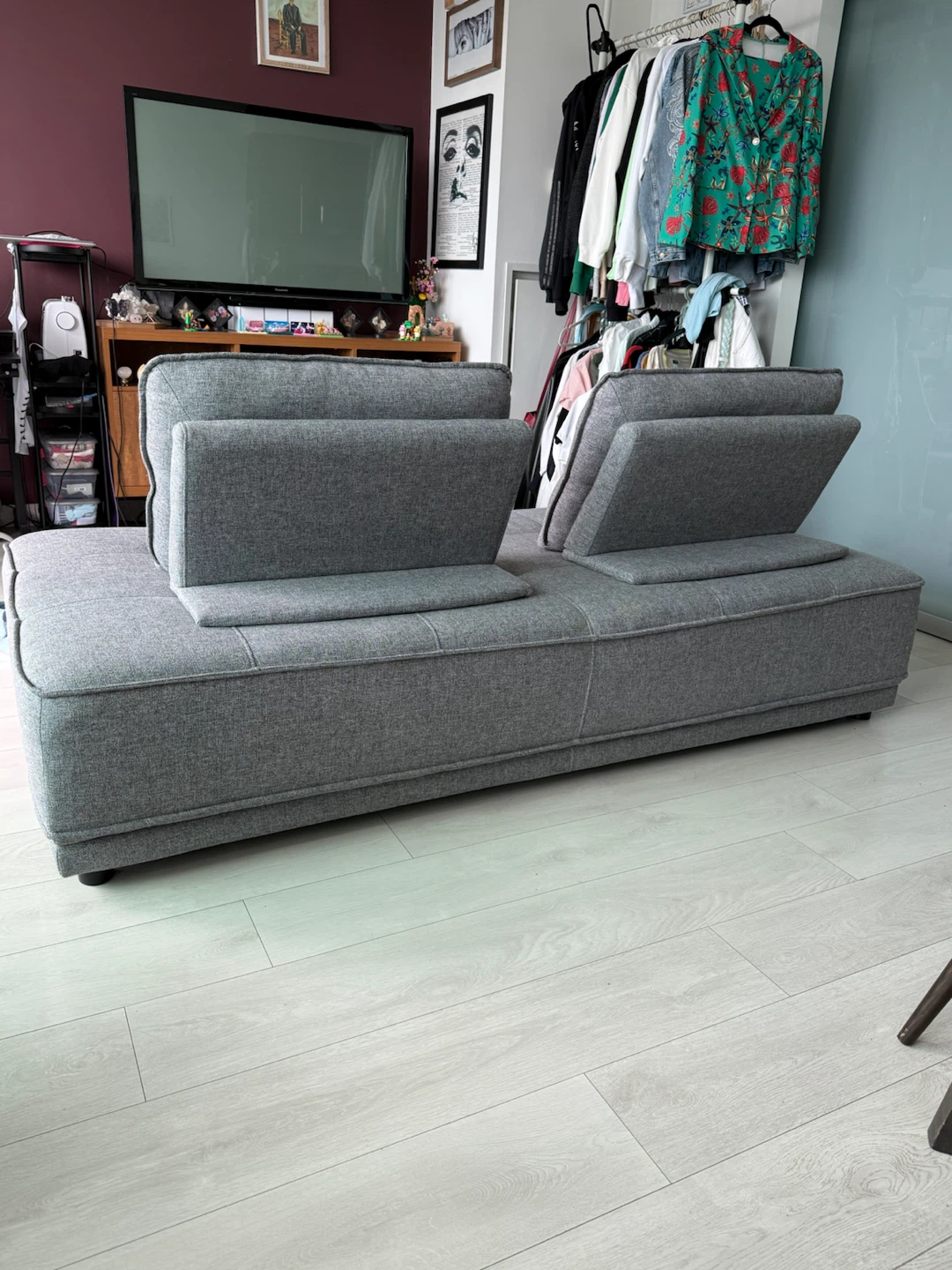 Structube Chameleon Modern Sofa Grey Tufted Sofa Bed - photo 3