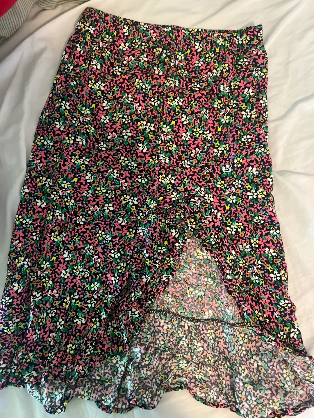 MISSEL Floral Print Skirt Size S