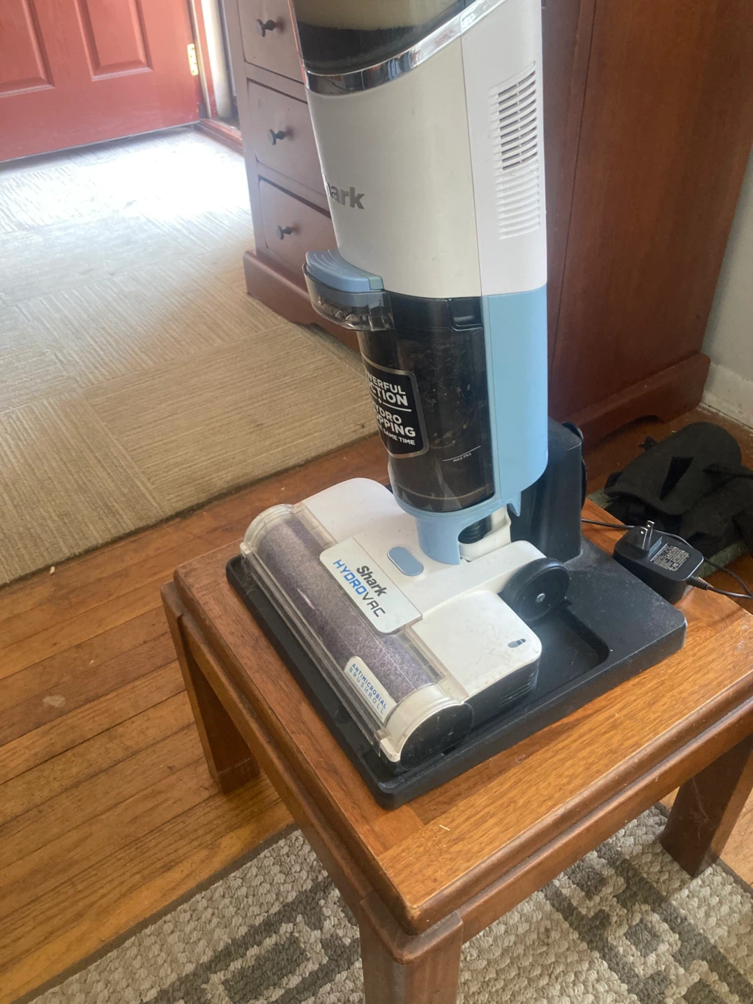 Shark HydroVac Cordless Hard Floor Cleaner - photo 3