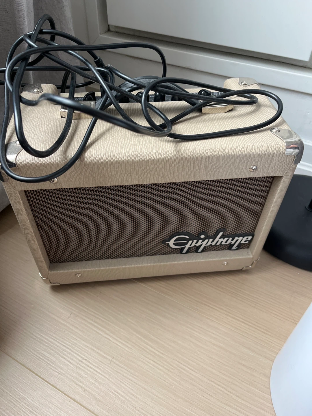 Epiphone Studio Acoustic 15C Guitar Amplifier