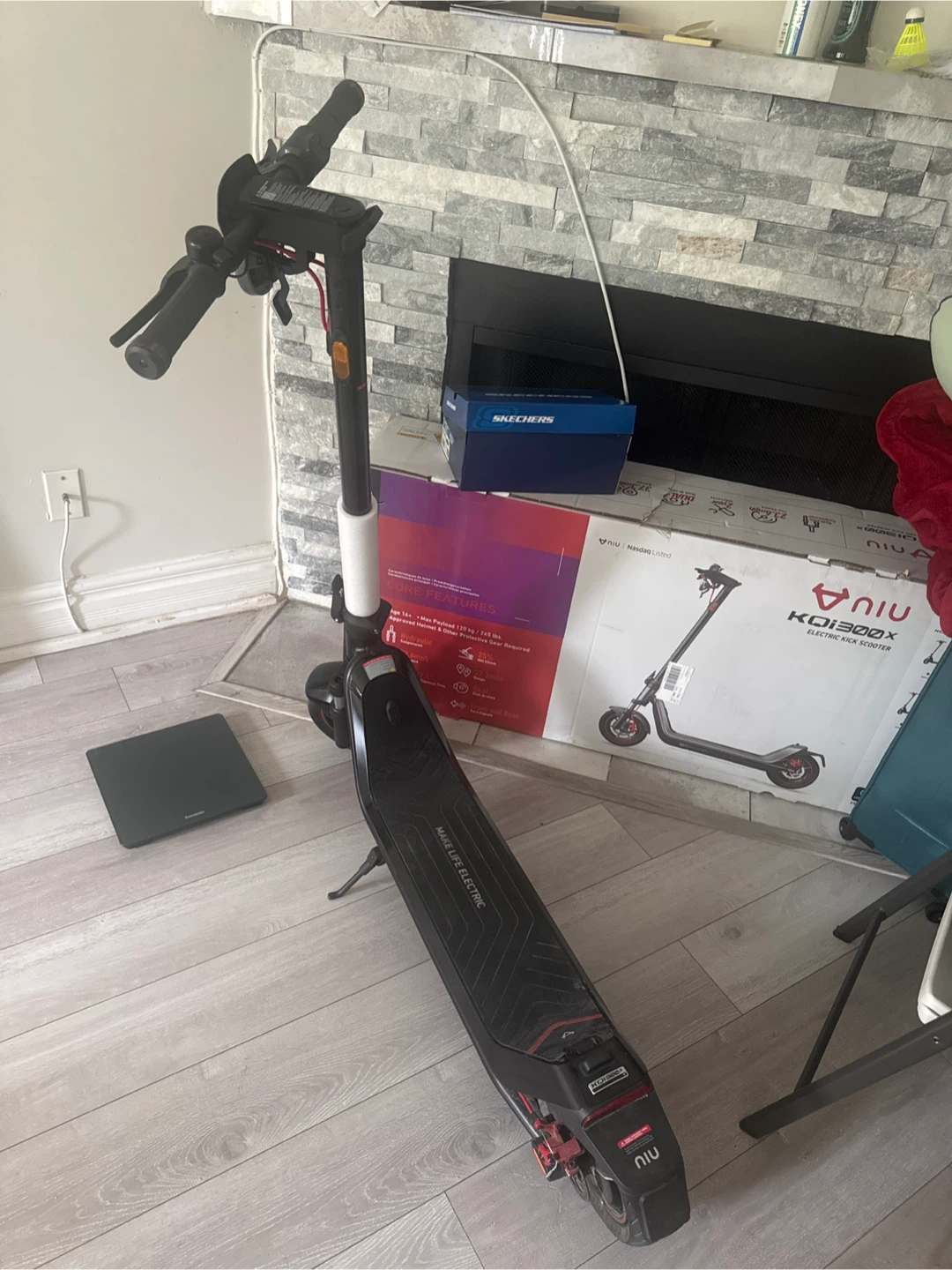 NIU KQi300X Electric Kick Scooter