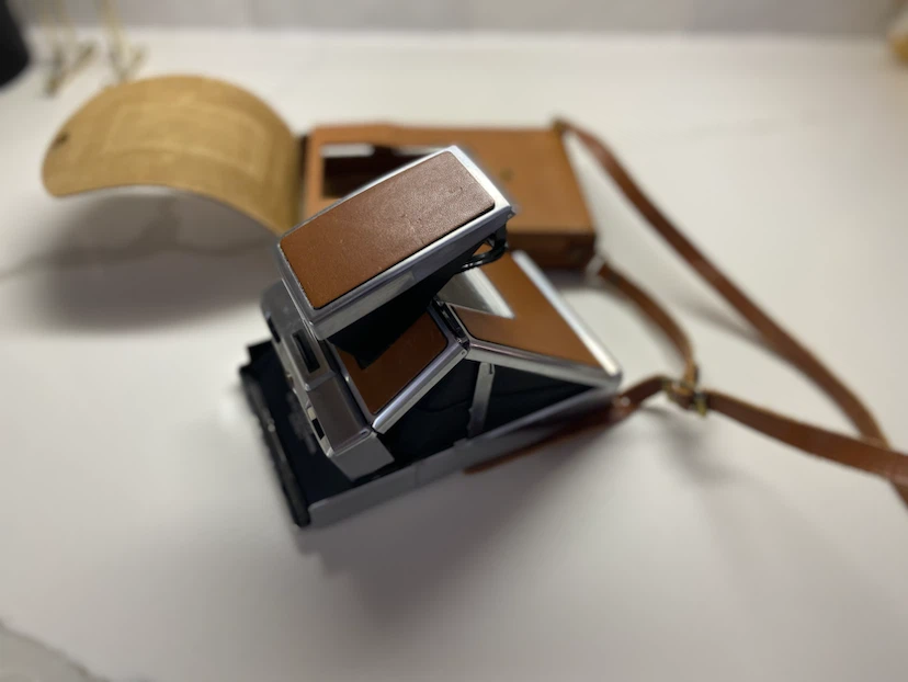 Polaroid SX-70 Land Camera Alpha 1 with Case